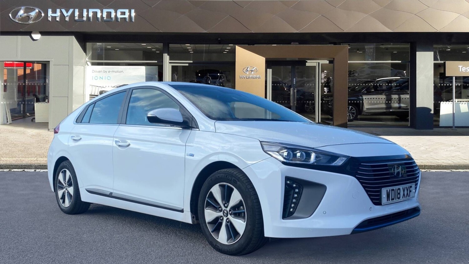 Used Hyundai Ioniq 1 6 GDi Plug In Hybrid Premium SE 5dr DCT Hatchback